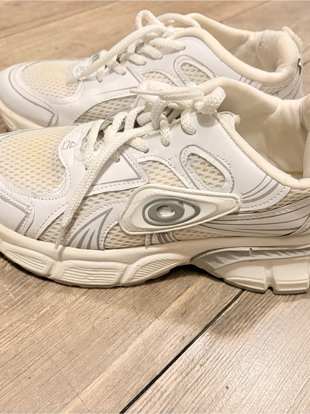 Women’s White Mesh Athletic Sneakers - Casual Comfort